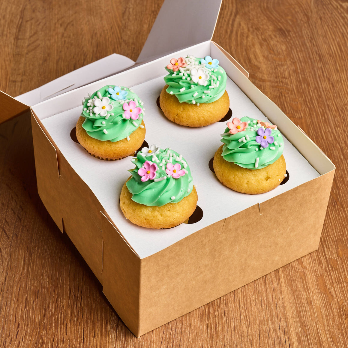 Vanilla Mother's Day Flower Cupcakes (Box of 4)